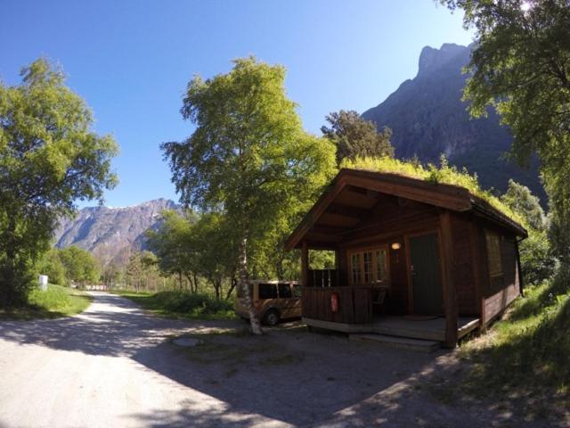 Trollveggen Camping Åndalsnes Екстериор снимка